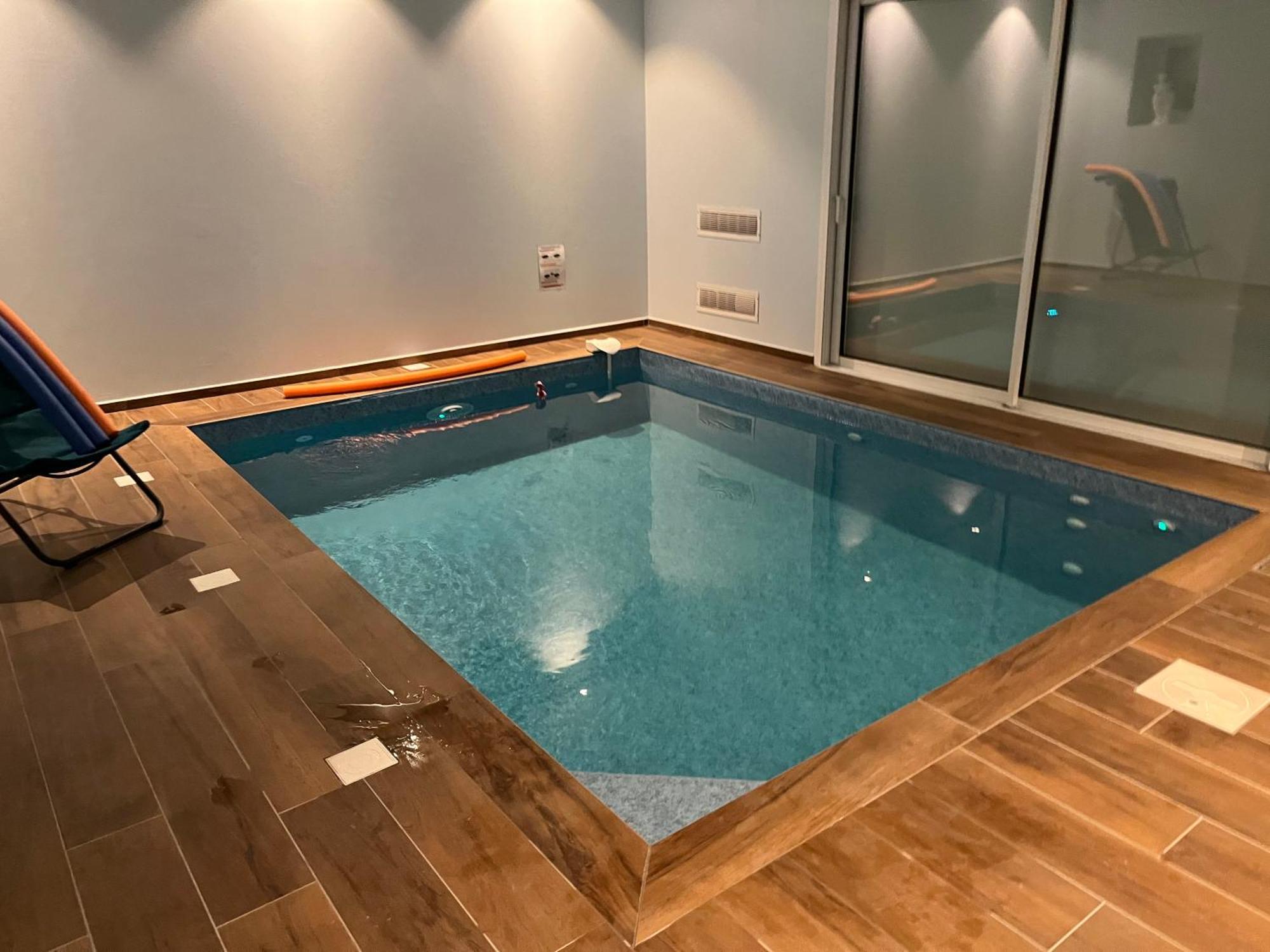 Maison Avec Piscine Interieure Privee, Buses De Spa, Jardin Clos Et Parking Aouste-sur-Sye 외부 사진